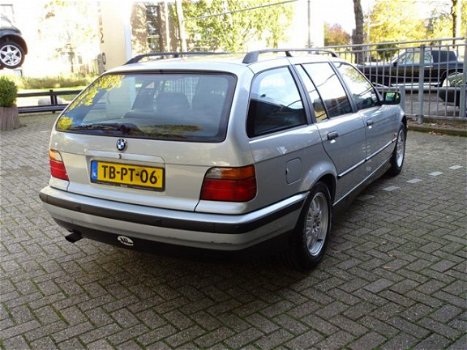 BMW 3-serie - 323I EXECUTIVE - 1