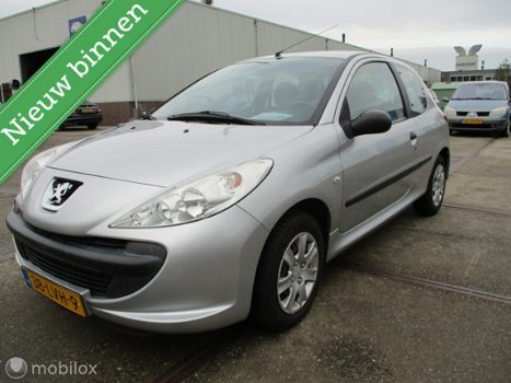 Peugeot 206 - 1.1 XR 98579 km - 1