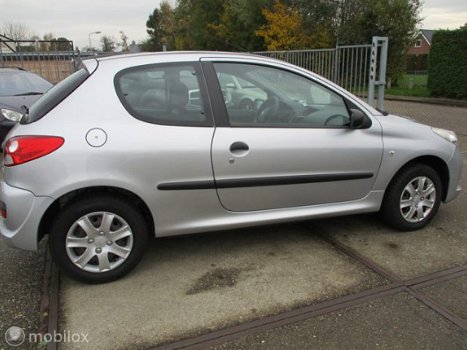 Peugeot 206 - 1.1 XR 98579 km - 1