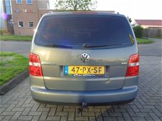 Volkswagen Touran - 1.6-16V FSI Athene APK 08-2020