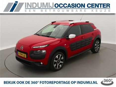 Citroën C4 Cactus - 1.2 PureTech Shine // Navi / Camera / Climate Control / Trekhaak - 1