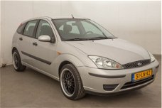 Ford Focus - 1.6 I Trend Koppeling matig