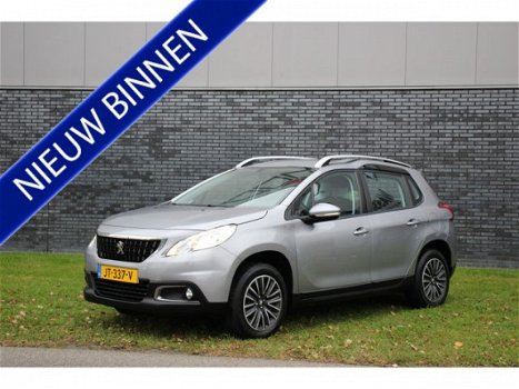 Peugeot 2008 - 1.2 PureTech Blue Lion Trekhaak 2016, Navigatie, Trekhaak, Nieuwe voorbanden - 1