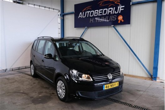 Volkswagen Touran - 1.6 TDI BlueMotion - N.A.P. Airco, Cruise, Navi, Trekhaak - 1