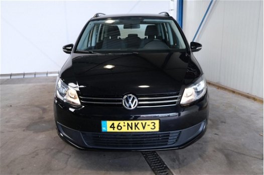 Volkswagen Touran - 1.6 TDI BlueMotion - N.A.P. Airco, Cruise, Navi, Trekhaak - 1