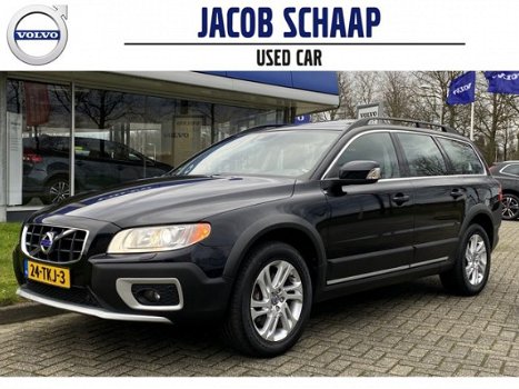 Volvo XC70 - D3 5cil FWD Limited Edition & Luxury Line / Xenon / Glazen schuif/kanteldak / Leder / C - 1