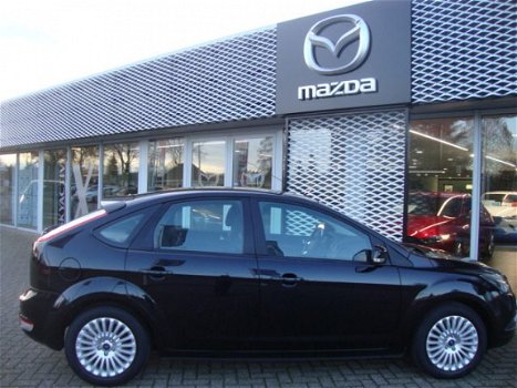 Ford Focus - HB5 1.8 Limited | TREKHAAK | CRUISE | NAVIGATIE | PARK-ASSIST | RIJKLAARPRIJS - 1