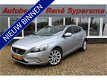 Volvo V40 - 2.0 D4 Summum Business Panoramdak/Clima/Navi 12-2014 - 1 - Thumbnail