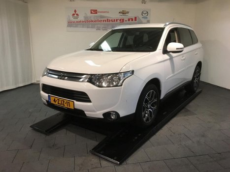 Mitsubishi Outlander - 2.0 7 persoons Navi, Trekhaak 18