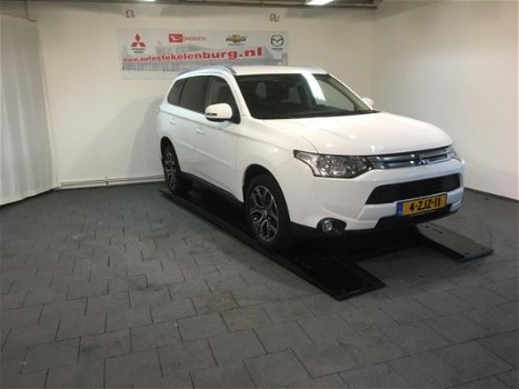 Mitsubishi Outlander - 2.0 7 persoons Navi, Trekhaak 18