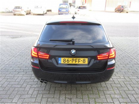 BMW 5-serie Touring - 525d Executive Zeer nette auto, dealer onderhouden nlse auto - 1