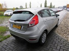 Ford Fiesta - 1.6 TDCi Lease Style Navi Airco Bluetooth Elek Ramen