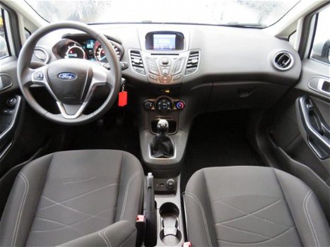 Ford Fiesta - 1.6 TDCi Lease Style Navi Airco Bluetooth Elek Ramen - 1