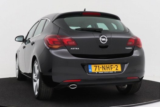 Opel Astra - 1.4 Turbo Sport 140 pk | Parkeersensoren | NAVI | LEER - 1