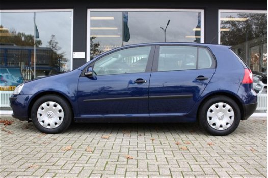 Volkswagen Golf - 1.6 FSI Comfortline | Automaat | Climate control | Panoramadak | Trekhaak | - 1