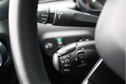 Citroën C3 - 1.2 PureTech Shine | Climate control | Navigatie/ Apple carplay/ Android auto | Cruise - 1