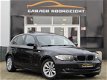 BMW 1-serie - 116i Business Line NAVIGATIE|SCHUIFDAK|ECC/AIRCO|STOELVERWARMING|PDC|USB|18 INCH M-VEL - 1 - Thumbnail