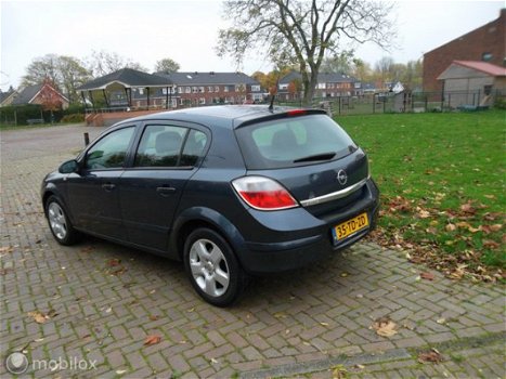 Opel Astra - 1.6 Edition 2e Eigenaar 5 Deurs Airco Apk 07-2020 - 1