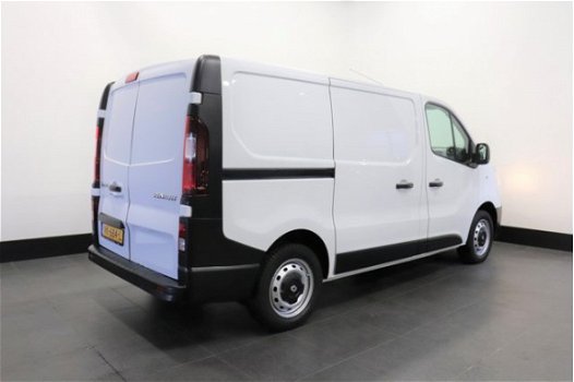 Renault Trafic - 1.6 dCi 120PK - Airco - Navi - Cruise - PDC - € 8.950, - Ex - 1