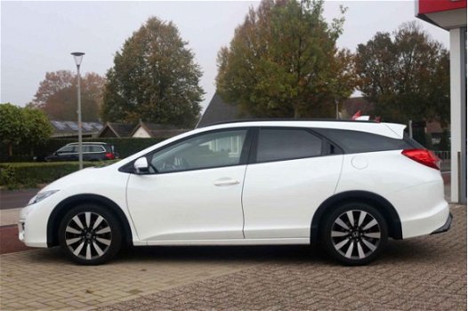 Honda Civic Tourer - 1.6D Elegance Business Edition -All-in rijklaar | Navi | PDC | 24 mnd gar - 1