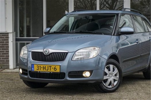 Skoda Fabia Combi - 1.4-16V Ambiente +NAVI+AIRCO+CRUISE+TREKHAAK - 1