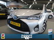 Toyota Yaris - 1.5 Hybrid Trend Automaat 5-drs. NAVI/CAMERA/CLIMA/CRUISE - 1 - Thumbnail