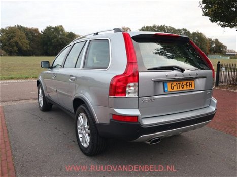 Volvo XC90 - 2.4 D5 Summum 7-PERS SCHUIFDAK/ADAP.XENON/MEMORY - 1