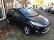 Ford Fiesta - 1.25 Titanium 5 deurs , lichtmetalen vegen, mistlampen, airco, chrome raam lijsten inr - 1 - Thumbnail