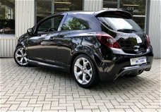 Opel Corsa - 1.6-16V T OPC. 192 PK, AIRCO, LM VELGEN, NIEUW STAAT