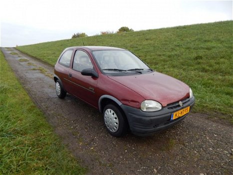 Opel Corsa - 1.4i Swing Nieuwe APK, LAGE KM-STAND - 1