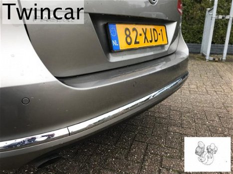 Volkswagen Passat Variant - 1.6 TDI 105pk Exec. Comf NAVI - 1