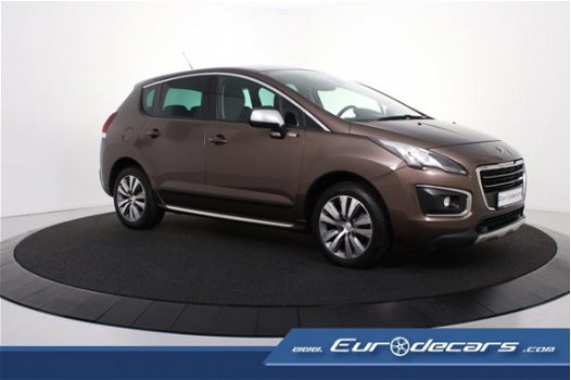 Peugeot 3008 - 1.6 HDi Style *Navigatie*Climate Control*Pdc - 1