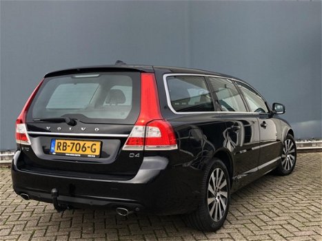 Volvo V70 - D4 Automaat Limited Edition / Park Assist / Xenon / Navigatie - 1