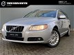 Volvo V70 - 2.5T 200PK Momentum/ Navigatie/ Leder/ Trekhaak - 1 - Thumbnail