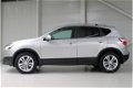 Nissan Qashqai - 1.6 AUTOMAAT Navigatie | Panoramadak | Camera | Xenon | Stoelverwarming - 1 - Thumbnail