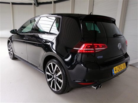 Volkswagen Golf - 1.4 TSI GTE | Navigatie Pro | Parkeersensoren | Cruise Control | - 1