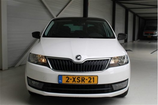 Skoda Rapid Spaceback - 1.2 TSI 125 PK Ambition Airco | Cruise Control | Trekhaak | Panoramadak - 1