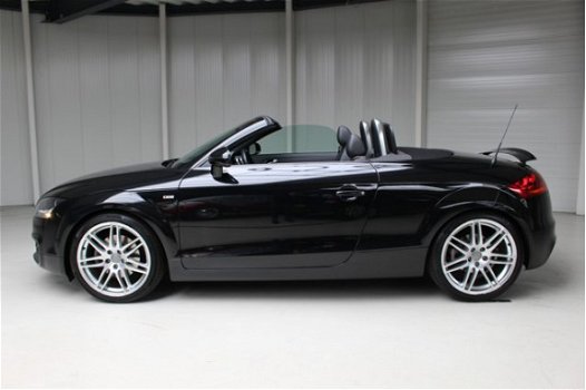 Audi TT Roadster - 1.8 TFSI S-edition 210 PK Leder | Navigatie | Xenon verlichting | 19