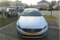 Volvo V60 - 1.6 D2 Kinetic incl. O.H. Beurt Navi Ecc-Airco Lmv Pdc 6-Bak enz. GEEN AFLEVERINGSKOSTEN - 1 - Thumbnail