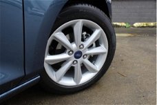 Ford Fiesta - Trend | 85 pk | Navi | Cruise Control | Lichtmetalen velgen | Parkeersensoren achter