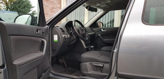 Skoda Yeti - 1.2 TSI Ambition Automaat/DSG Airco/Clima - 1