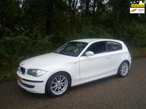 BMW 1-serie - 118i Business Sport Apk 08-2020 - 1