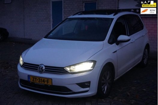 Volkswagen Golf Sportsvan - 1.6 TDI Highline VOL OPTIE PANORAMA OPENDAK - 1