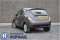 Lancia Y(psilon) - 0.9 TwinAir Silver Plus Airco/Eletrische ramen/LM 15'' - 1 - Thumbnail