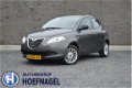 Lancia Y(psilon) - 0.9 TwinAir Silver Plus Airco/Eletrische ramen/LM 15'' - 1 - Thumbnail