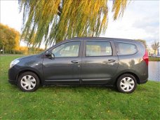 Dacia Lodgy - 1.5 dCi Lauréate *NL-AUTO* 7-PERSOONS 2015 NAVI CRUISE PDC *BOVAG