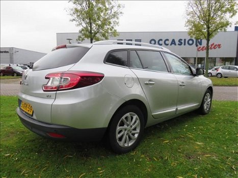 Renault Mégane Estate - 1.5 dCi Bose 122000km 2014 LMV AC PDC *NL-AUTO - 1