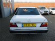 Mercedes-Benz 230 - 200-500 (W124) E YOUNGTIMER/LIEFHEBBERS AUTO - 1 - Thumbnail