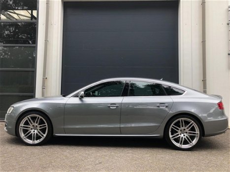 Audi S5 - Sportback 333PK Xenon/Led/Leder/Alcantara/20 Inch/Key Less/Apk 08-2020 - 1