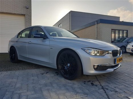 BMW 3-serie - 320d EfficientDynamics Edition Executive Sport Automaat Navi Xenon M3 Competition Wiel - 1